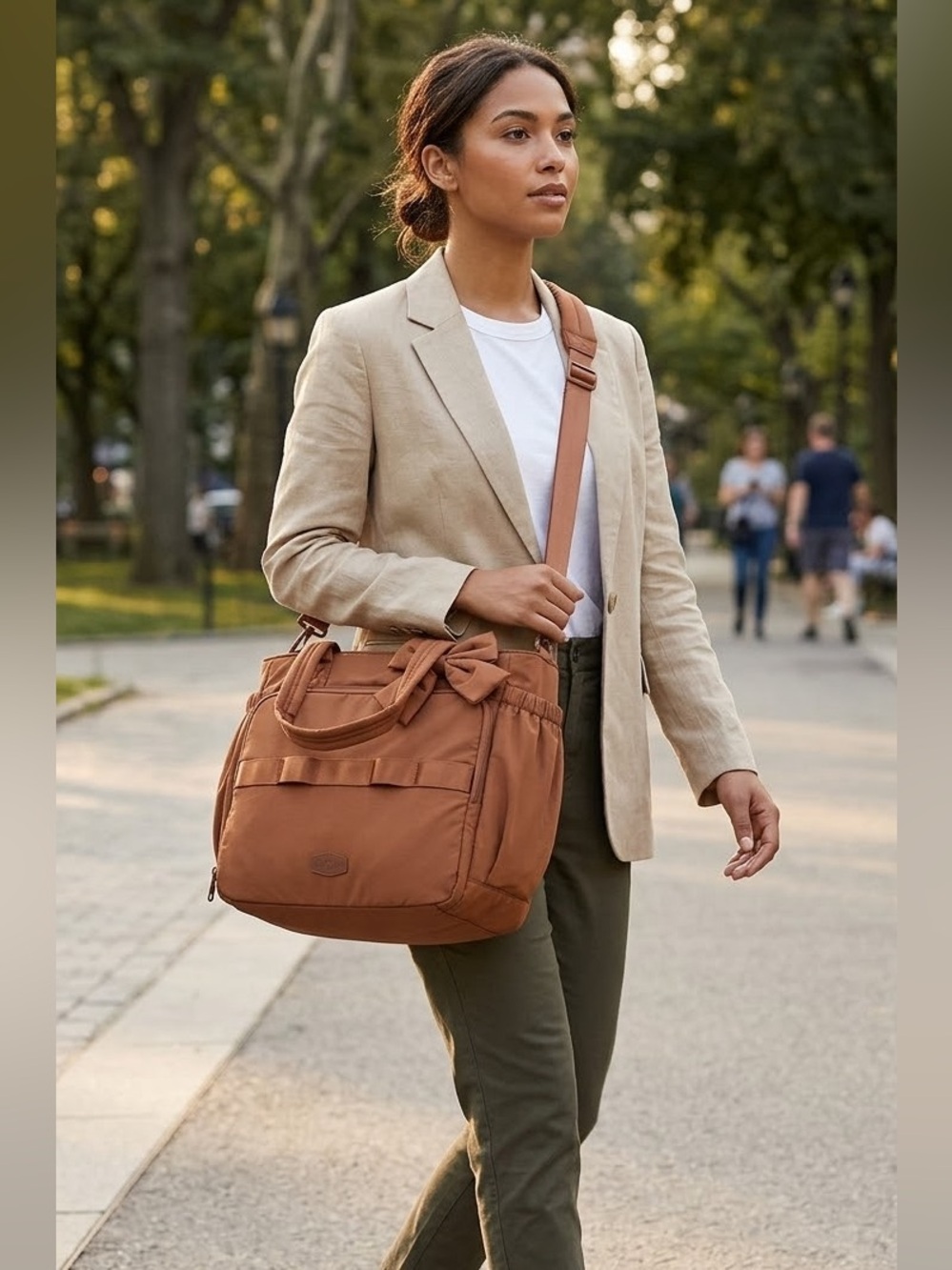 Brand New Bagsmart Crush 23L Laptop Tote – Versatile & Stylish